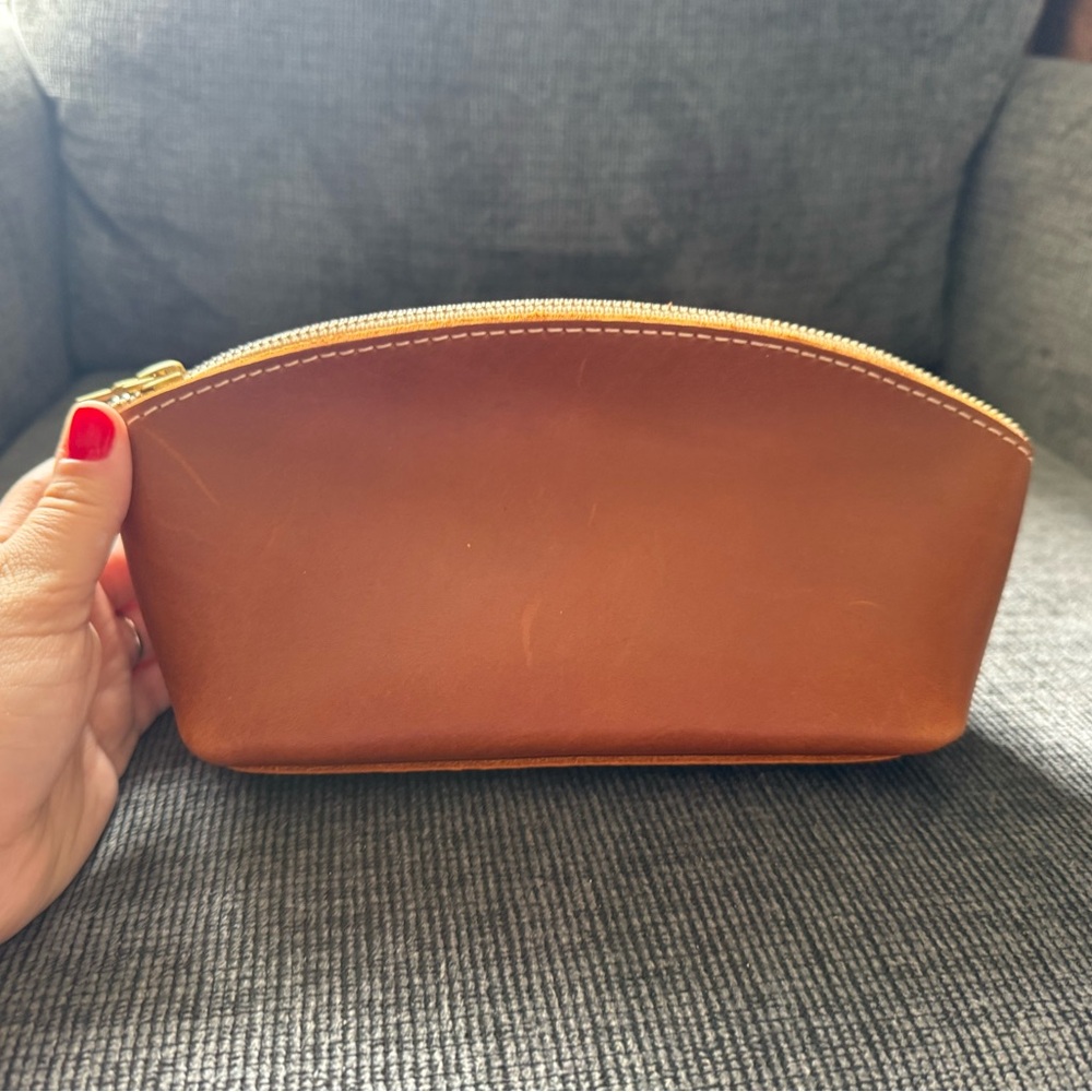 Portland leather eclipse make up bag